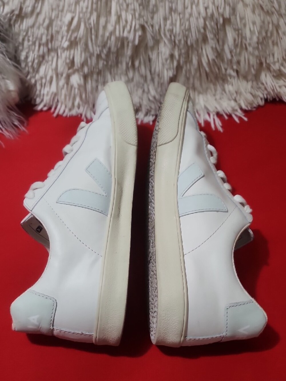 Veja Esplar White Leather Low-Top Sneakers with Pale Blue Logo - Picture 7 of 13